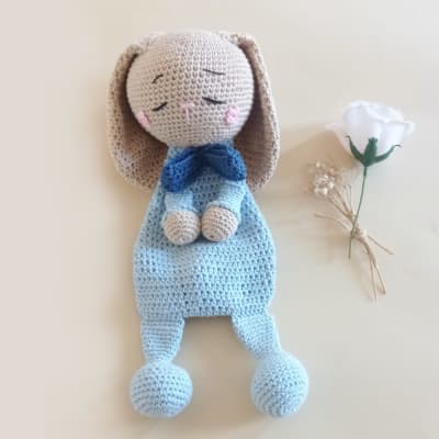 Manta Apego Crochet Conejo1