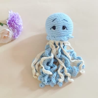Medusa Crochet Celeste1
