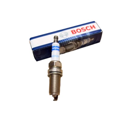 BOSCH BUJIA ENCENDIDO IRIDIUM PARA MODELOS AUDI - VOLKSWAGEN - KIA - HYUNDAI