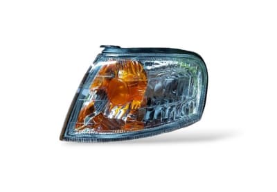 FAROL PUNTA DE TAPABARRO IZQUIERDO MODELOS NISSAN1