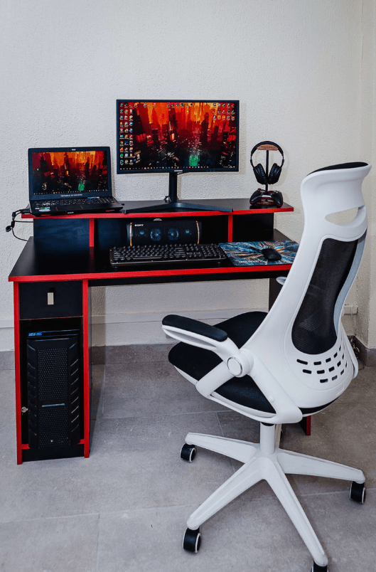 Escritorio GAMER Gohan2