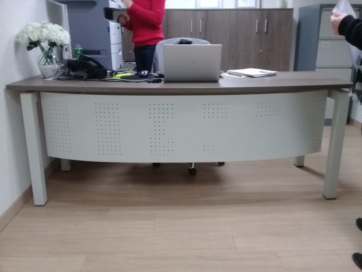 Estación de trabajo cajonera móvil2