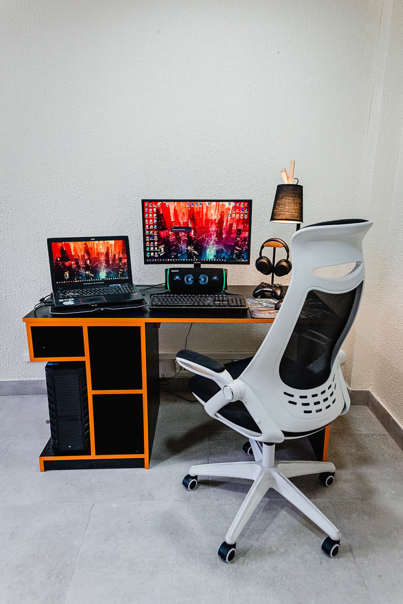 Escritorio GAMER Gohan1