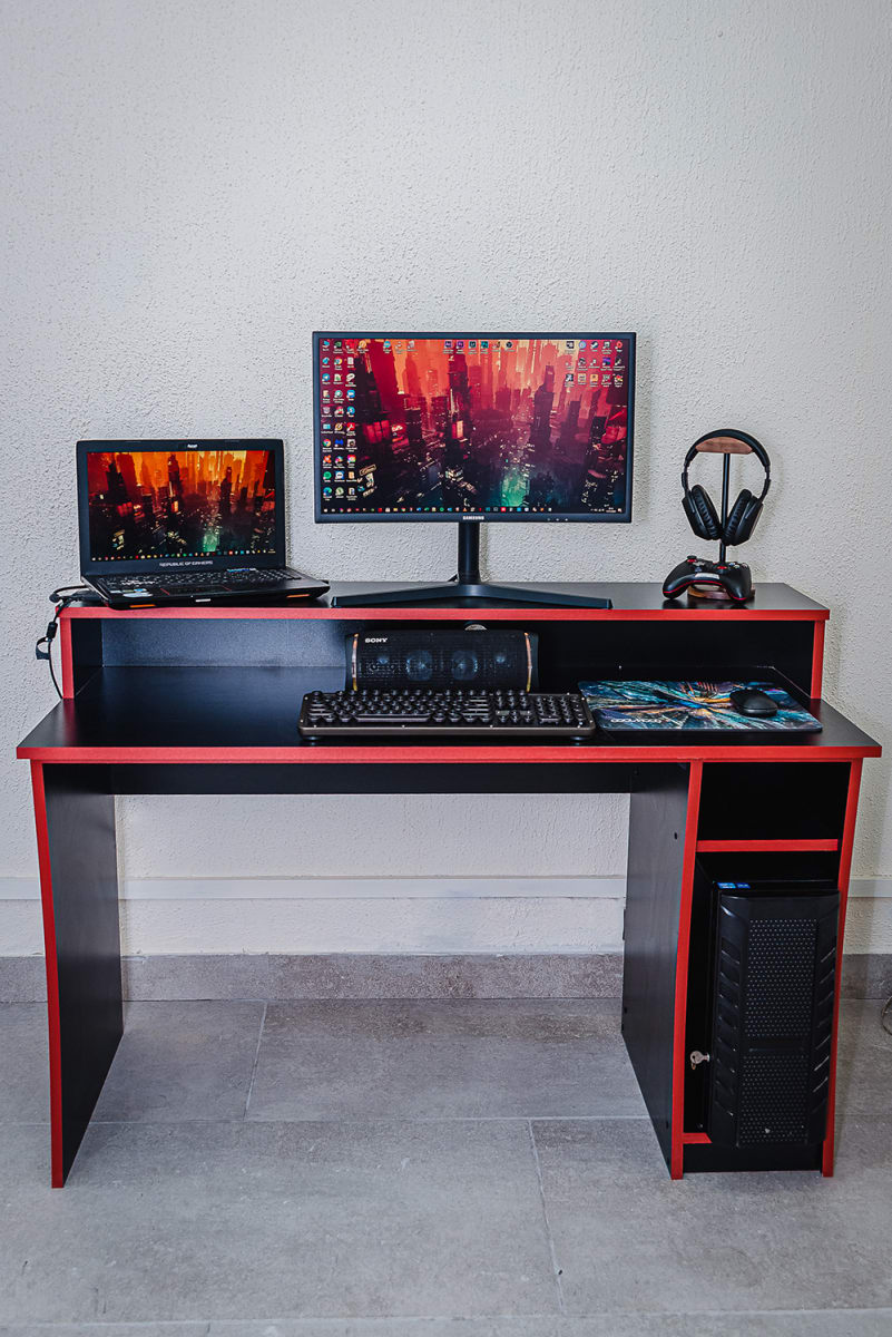 Escritorio GAMER Goku1