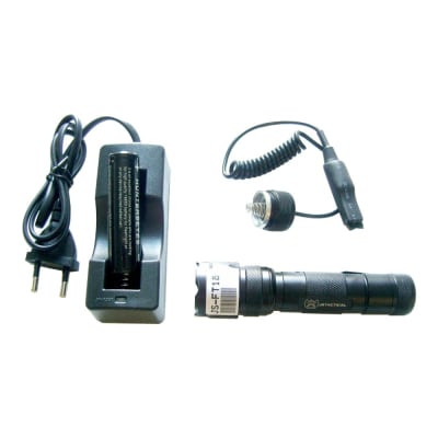 JS-TACTICAL - Linterna LED 200lm