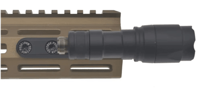 Montura Compacta Mlok Linterna M300/M600 (Negro)