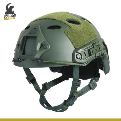 Fast Helmet con Aberturas (Verde)