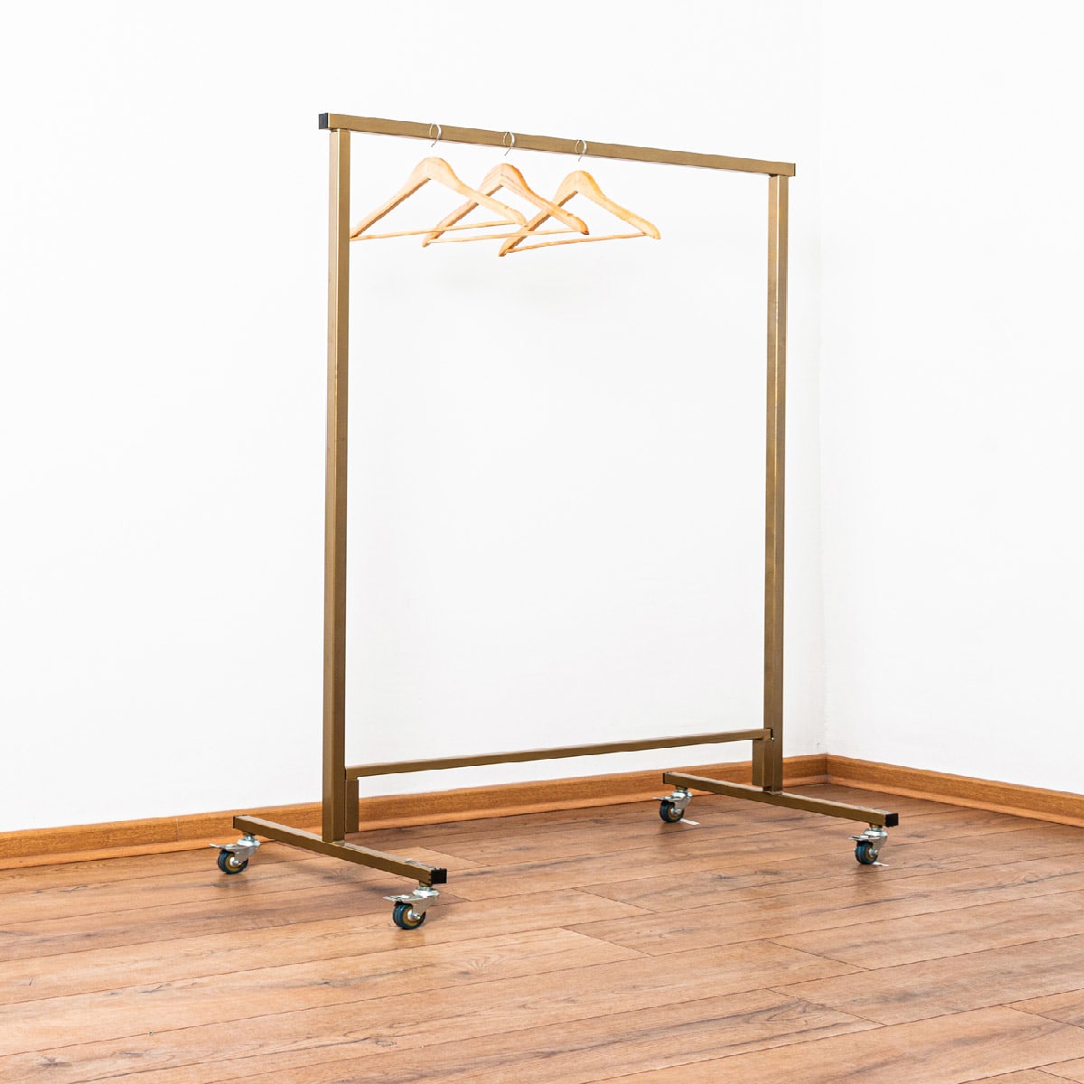 PERCHERO DESMONTABLE 100X150 DORADO1