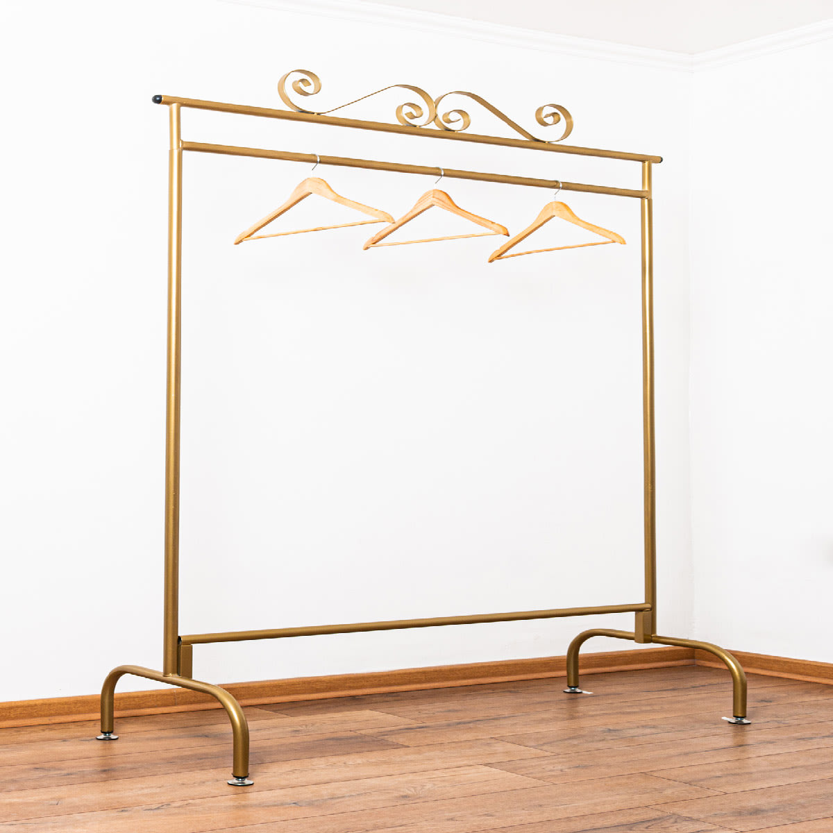 PERCHERO DESMONTABLE FORJADO SIMPLE DORADO1