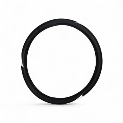 CUBRE VOLANTE CAMION 45CM NEGRO FLECHA COLOR PLATA1