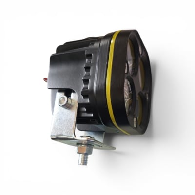 FAROL CUBO RACE BORDE AMBAR 10-30V