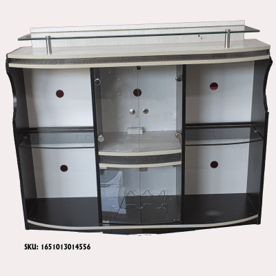 CENTRO DE ENTRETENIMIENTO LOLA MEDIO CUERPO OVALADO 55