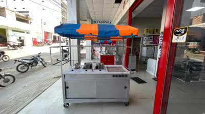 Carrito Salchipapero 1.50x0.60x1.98 Cm con Parrilla Carrito Salchipapero 1.50x0.60x1.98 Cm con Parrilla