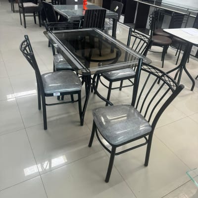 COMEDOR METAL RACTANGULAR 4 SILLAS TOÑITA BASE OVALADO NEGRO MESA VIDRIO 110X70X101