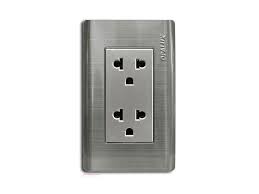 TOMACORRIENTE DOBLE UNIVERSAL OPALUX OP-S26 C/L TIERRA METAL DORADO F0.201