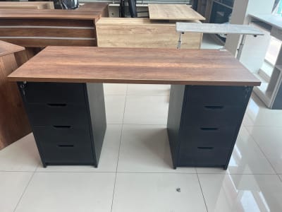 ESCRITORIO MELAMINA MATRIX GALAXY II PELIKANO 18MM TABLERO 36MM 8 CAJONES 140X75X50CM1