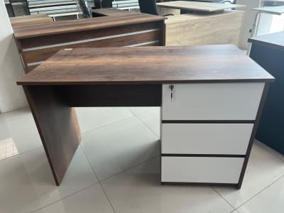 ESCRITORIO MELAMINA MATRIX ALEXY PELIKANO 3 CAJONES 120X75X60CM F501