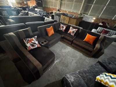 JUEGO SALA RAFA CAMA RADIO 6 PIEZAS + 2 PUFF TOBOGAN + 2 PUFF F1801