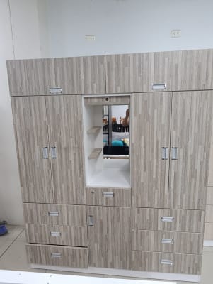 ROPERO 170CM TOCADOR CENTRO MELAMINA RAFA 170ANX200ALTx45FDO CM F1253