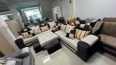 JUEGO SALA MUÑOZ EUROPEO 6 PIEZAS + BAUL + 4 PUFF F285.81