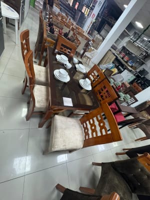 COMEDOR 6 SILLAS 3X3 MADERA NATURAL VIDRIO RECTANGULAR 150ANX80ALX90FDO CM F901