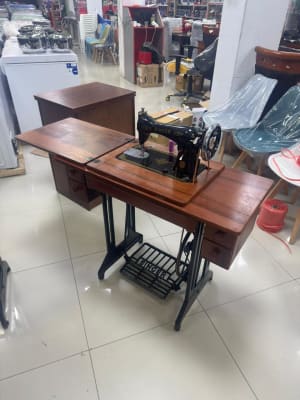 PACK MAQUINA COSER SEMI INDUSTRIAL SINGER 15CD+MUEBLE 5 GAVETAS CARDENAS+CORREA CUERO 15CD CARDENAS1