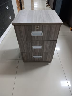 VELADOR 60CM 3 CAJONES MELAMINA ROUS 40ANX58ALTX35FDO CM F151