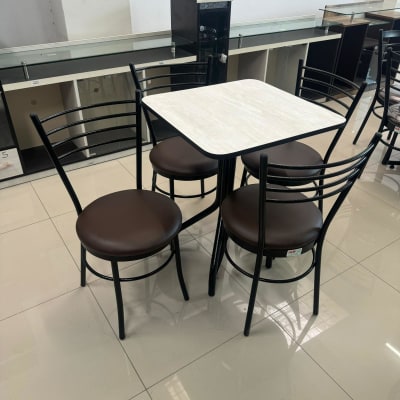 COMEDOR CUADRADO METAL 4 SILLAS MIGUELINA B.TB. RDO 1.1/4 ARAÑA MESA MELAMINA 60X60CM JARO F401