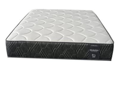 COLCHON QUEEN MEDALLON BLACK PARAISO 475 RESORTE 2 ALMOHADAS 1 PROTECTOR