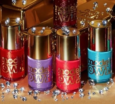 ESMALTE MODELS OWN