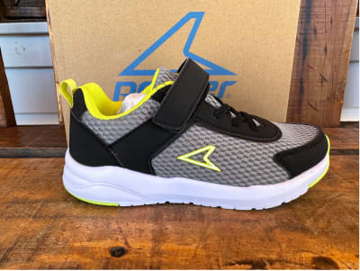 ZAPATILLA POWER NEGRA GRIS 381-79901