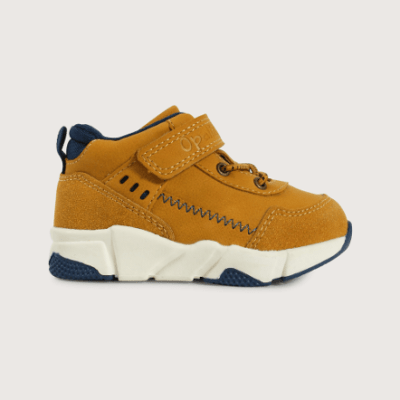 BOTIN OPALINE CUERO MOSTAZA 475502-231