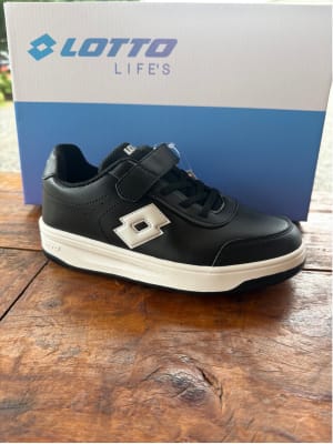 ZAPATILLA LOTTO MILAN JR BLACK J0888-1