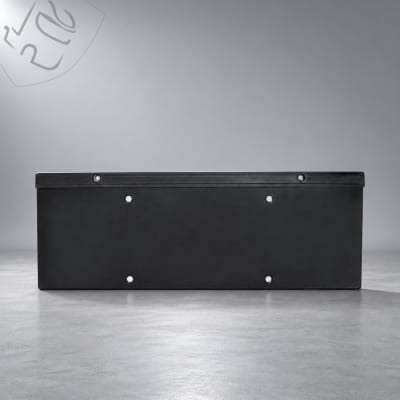 SOPORTE PARA PATENTE DELANTERO FORD CARGO 2000 AL 2011