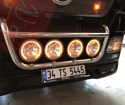 BARRA INFERIOR PORTA FOCOS INOX MERCEDES BENZ ACTROS MP2 MP3