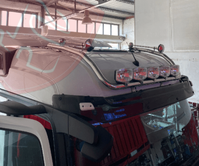 BARRA SUPERIOR PORTA NEBLINEROS LARGA INOX MERCEDES BENZ ACTROS MP4