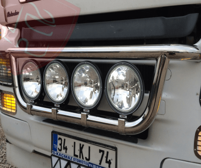 BARRA INFERIOR PORTA FOCOS INOX MAN TGX/TGS/TGA