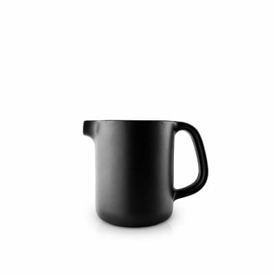 Jarra de agua cilindrica mediana de Cocina Nordica1