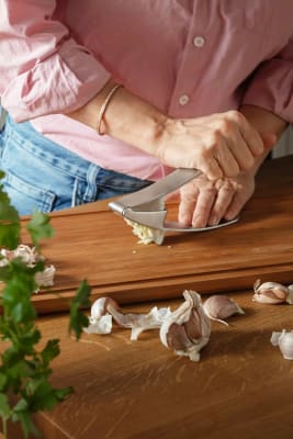 Prensa triturador de ajos