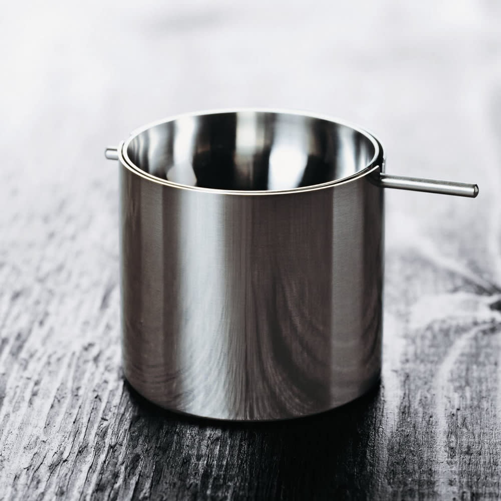 Cenicero revolvedor 10 cm - Arne Jacobsen4