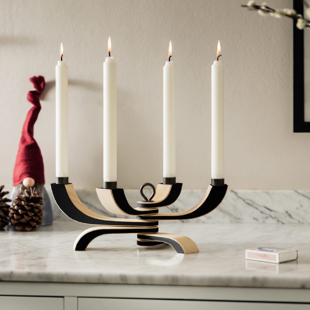 Candelabro Nordico - 4 brazos - Negro2