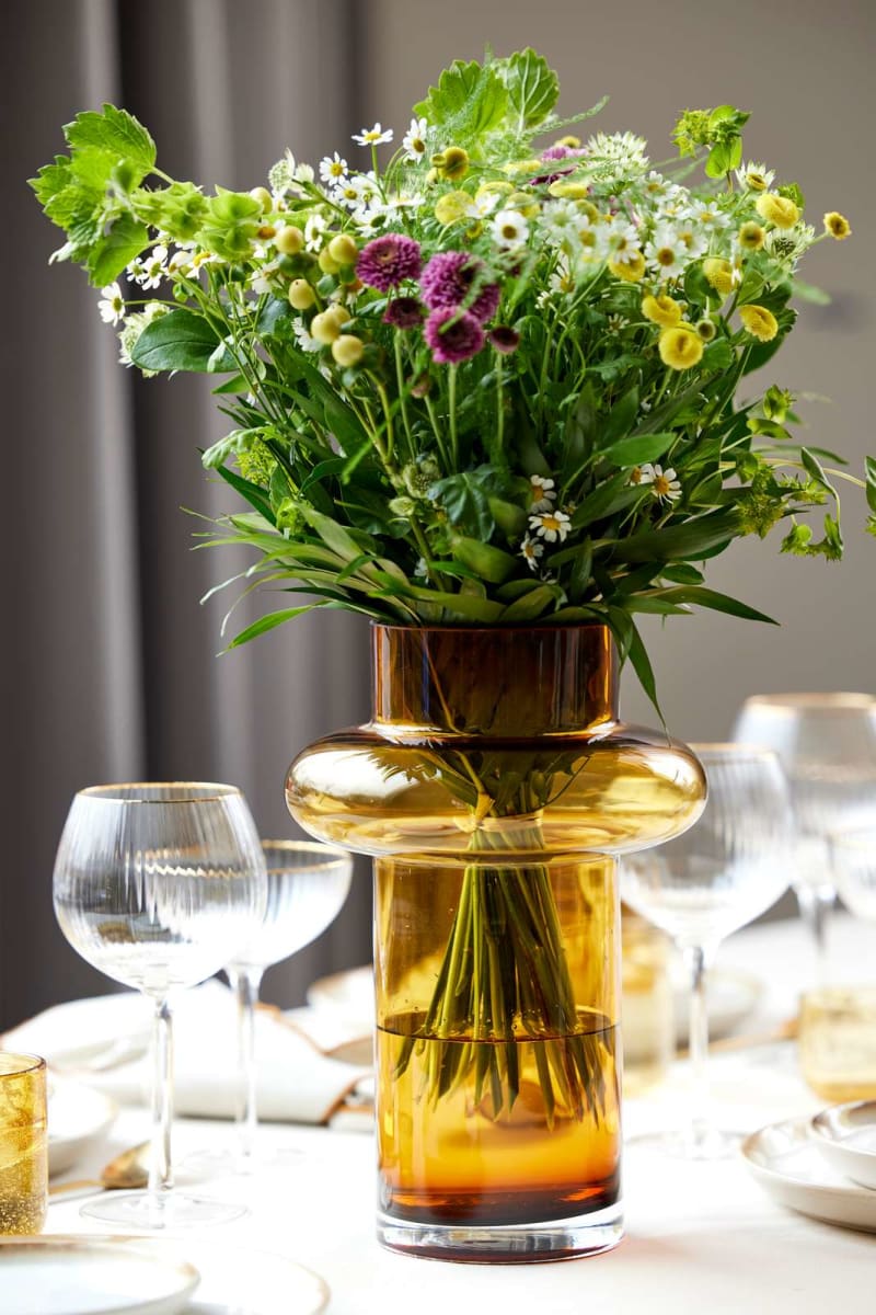 Jarrón tubo de cristal Lyngby - 30 cm - ámbar2