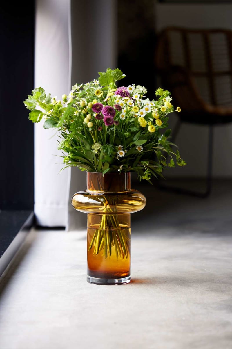Jarrón tubo de cristal Lyngby - 25 cm - ámbar2