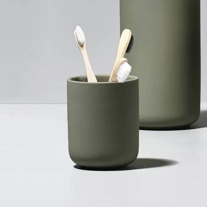 Vaso para cepillo de diente Ume - Verde Oliva1