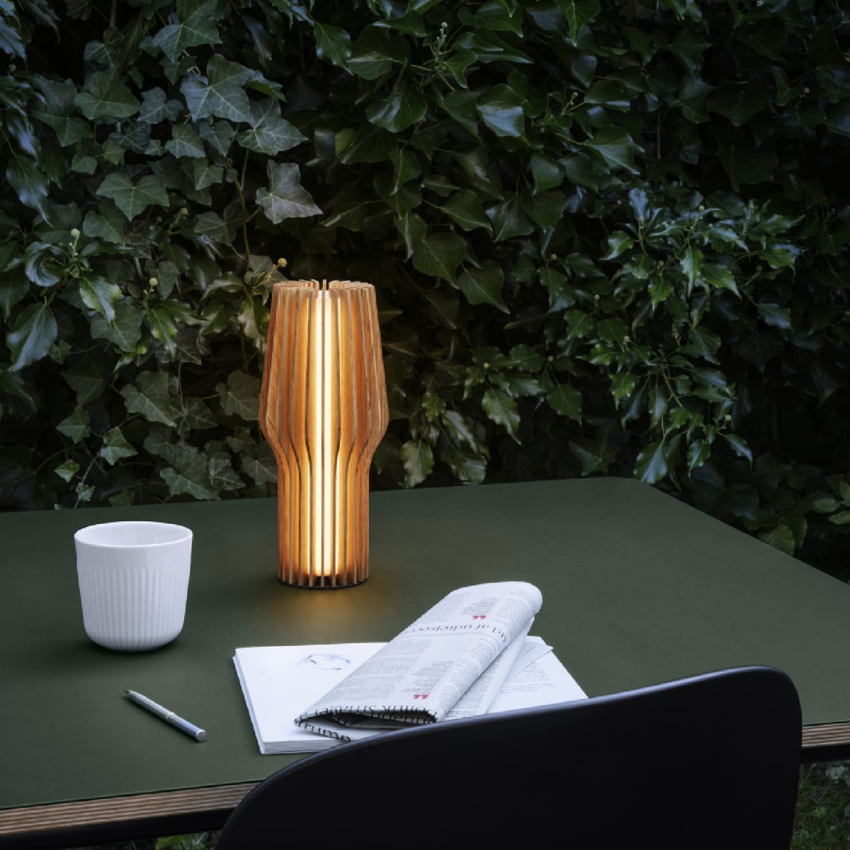 Lámpara Radiant LED - Roble1
