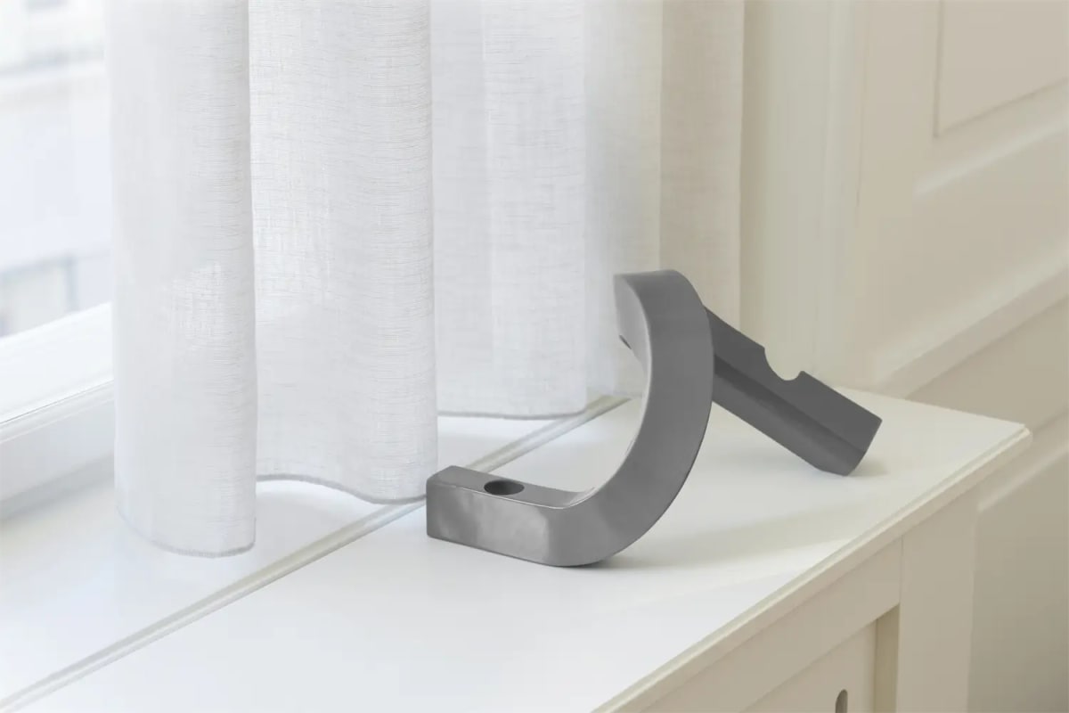 Candelabro Crooked Two - Gris Claro3
