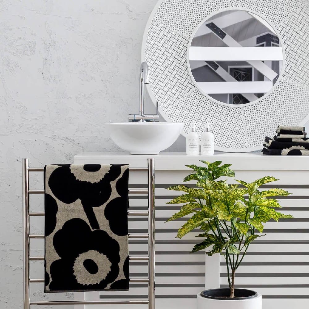 Toalla de Baño - UNIKKO - Negro/arena4