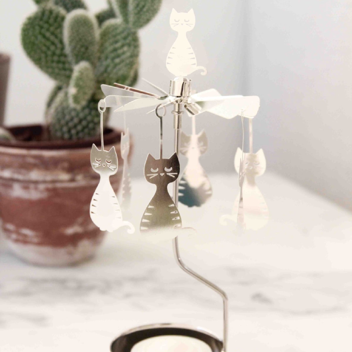 Candelabro Giratorio - Gato1