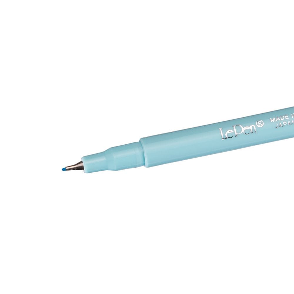 Pen Le Pen - Pale blue1