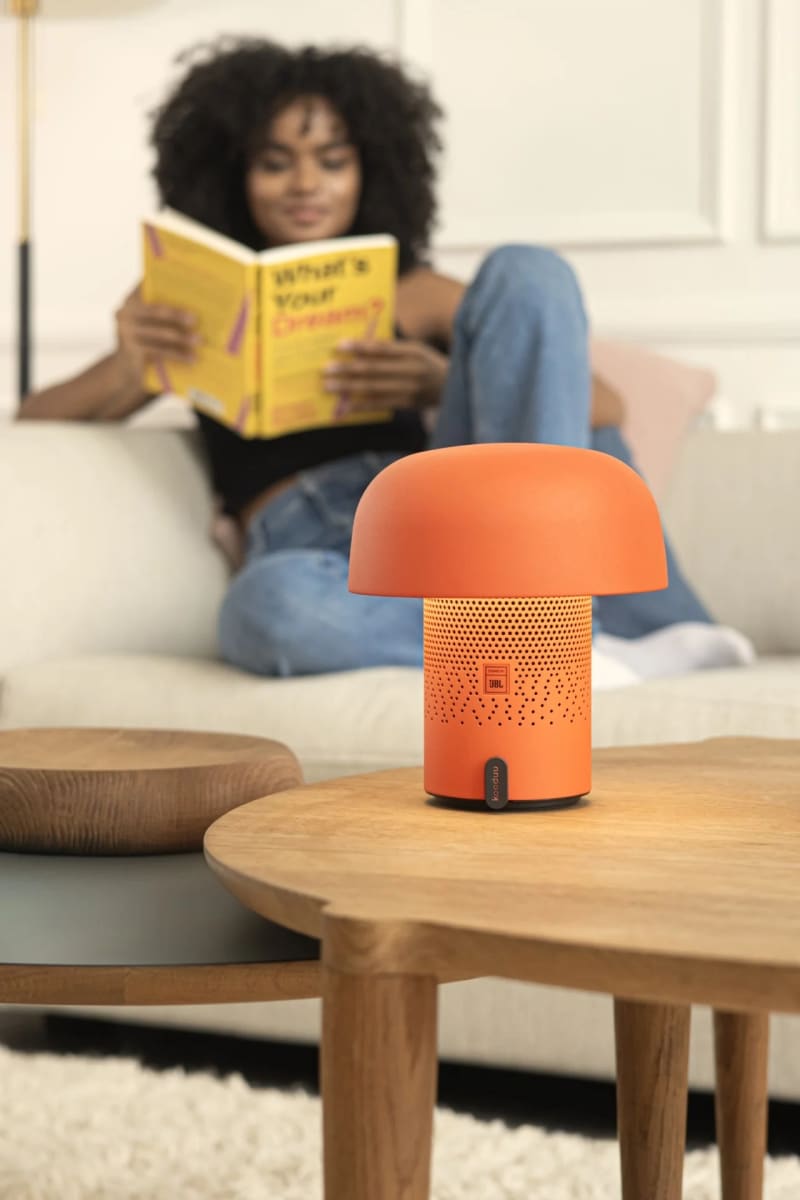 Lámpara Portátil Sensa Play con Parlante JBL - Orange12